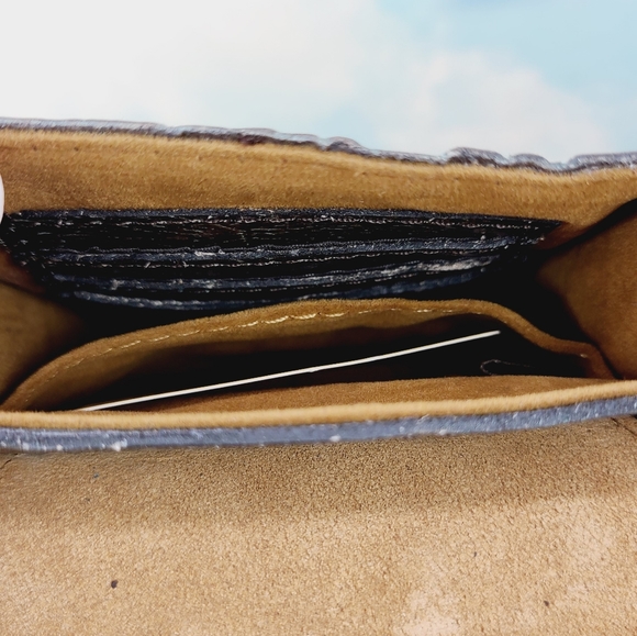 Patricia Nash Canicella Phone Crossbody - Picture 8 of 10